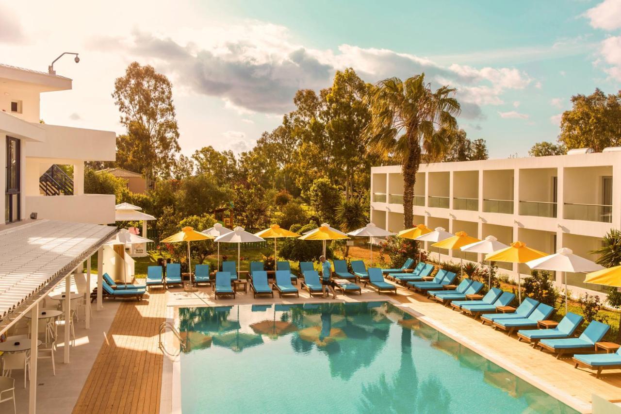 Nasos Hotel & Resort Moraḯtika Esterno foto
