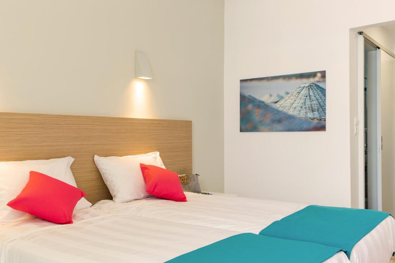 Nasos Hotel & Resort Moraḯtika Esterno foto