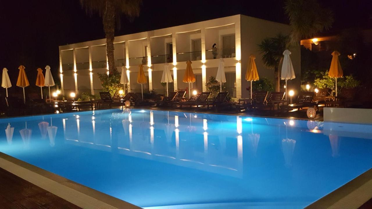 Nasos Hotel & Resort Moraḯtika Esterno foto